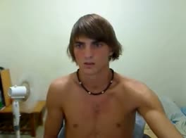 Soloboy licks his fingers